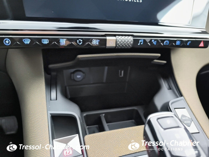 DS DS7 CROSSBACK Hybride E-Tense 300 EAT8 4x4 So Chic