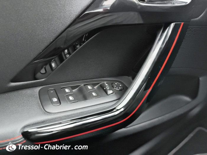 Peugeot 2008 PureTech 110ch S&S EAT6 GT Line