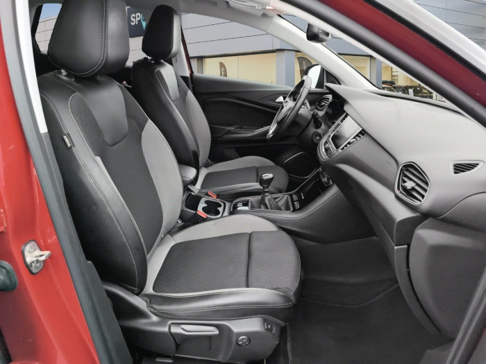 Opel Grandland X 1.5 Diesel 130 ch BVA8 Edition