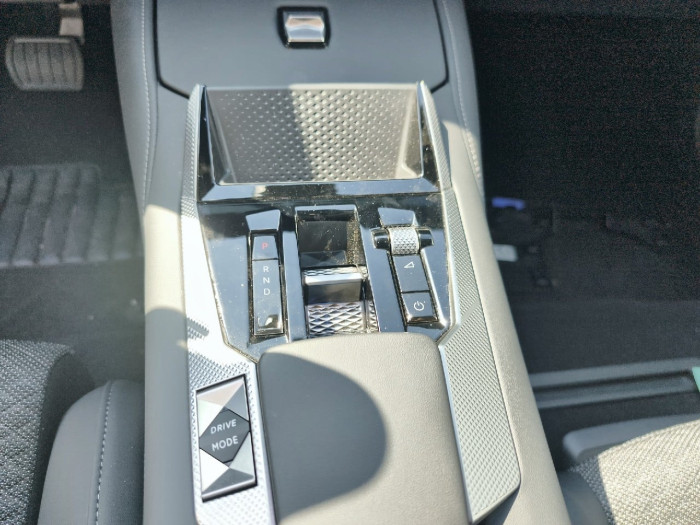 DS N°4 ELECTRIQUE E-Tense Pallas