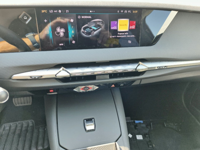 DS N°4 ELECTRIQUE E-Tense Pallas