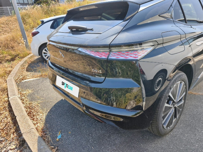 DS N°4 ELECTRIQUE E-Tense Pallas