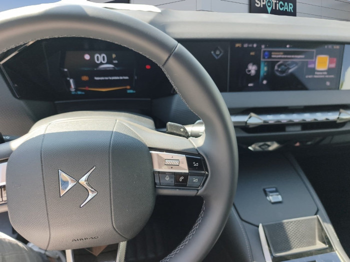 DS N°4 ELECTRIQUE E-Tense Pallas