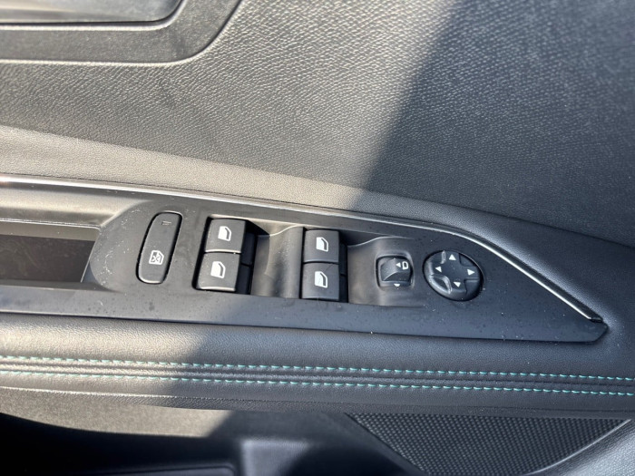Peugeot 3008 PureTech 130ch S&S EAT8 Allure Pack