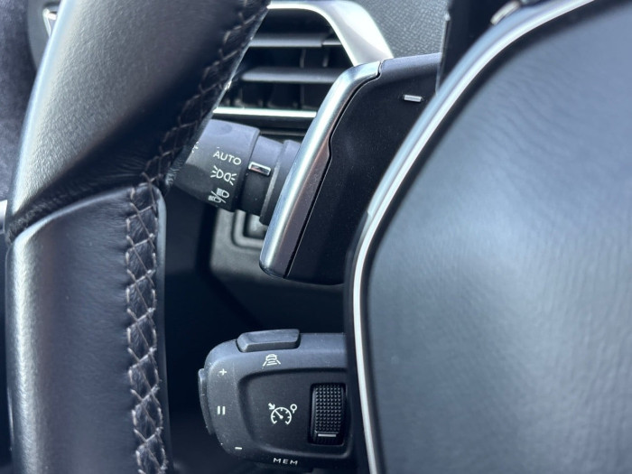 Peugeot 3008 PureTech 130ch S&S EAT8 Allure Pack