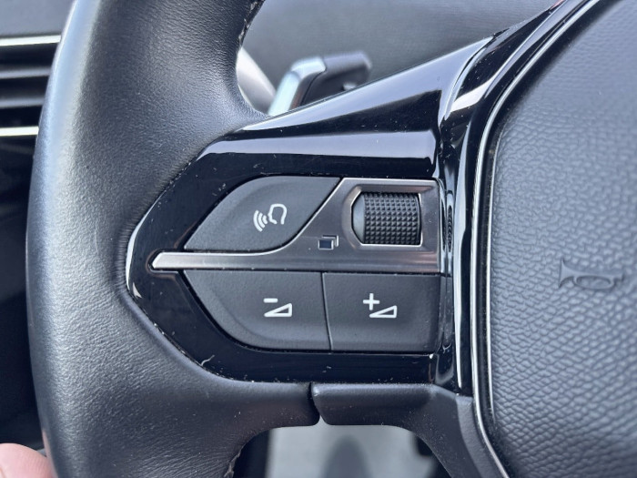 Peugeot 3008 PureTech 130ch S&S EAT8 Allure Pack