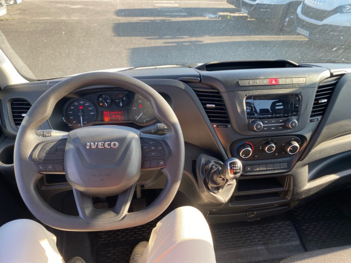 IVECO Daily CCb 35C16H empattement 4100 3.0