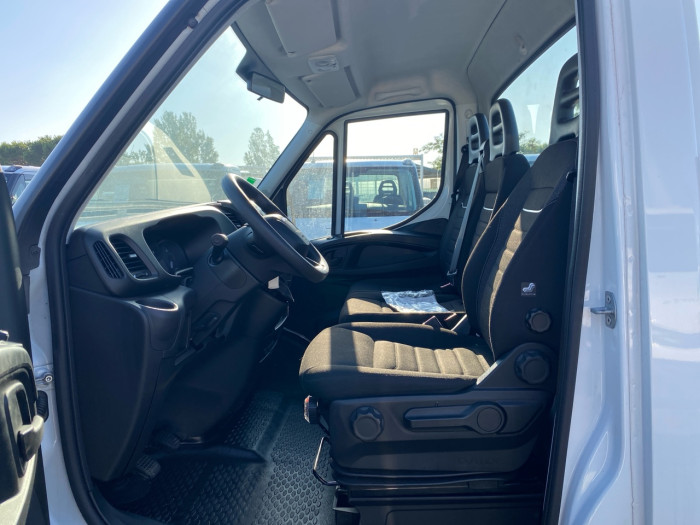 IVECO Daily CCb 35C16H empattement 4100 3.0