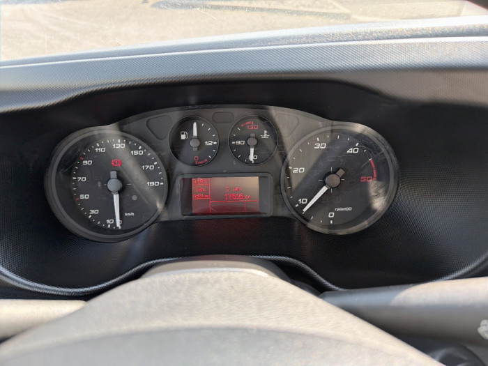 IVECO Daily CCb 35C16H empattement 3450 3.0