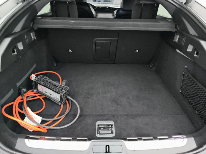 Peugeot 408 PHEV 225 e-EAT8 GT