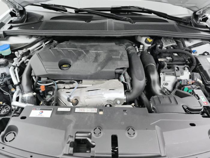 Peugeot 408 PHEV 225 e-EAT8 GT