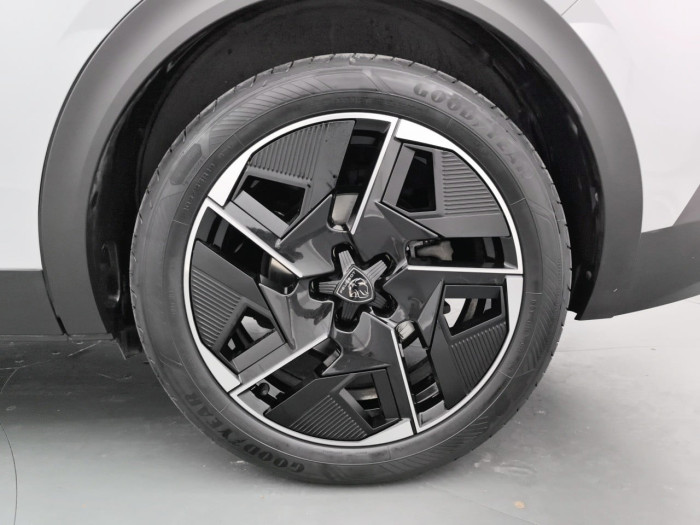 Peugeot 408 PHEV 225 e-EAT8 GT