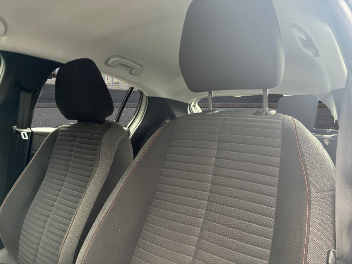 Peugeot 208 PureTech 100 S&S BVM6 Active