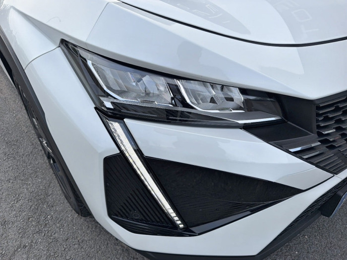 Peugeot 408 PHEV 225 e-EAT8 Allure Pack