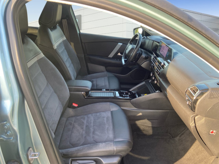 Citroën C4 PureTech 130 S&S EAT8 Shine