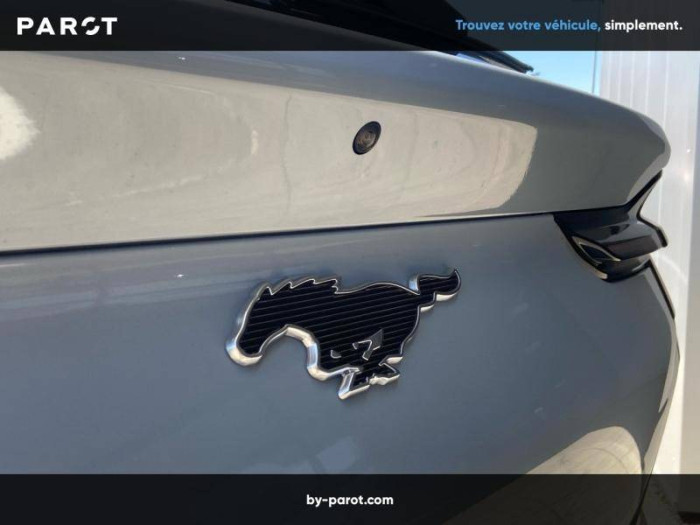 Ford Mustang Mach-E Nouveau Extended Range 88 kWh 276 ch Premium