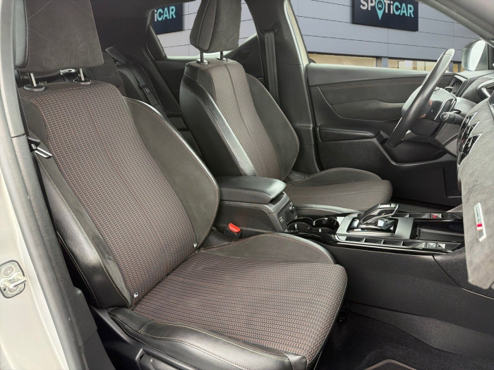 DS DS 3 CROSSBACK BUSINESS BlueHDi 130 S&S EAT8 Business