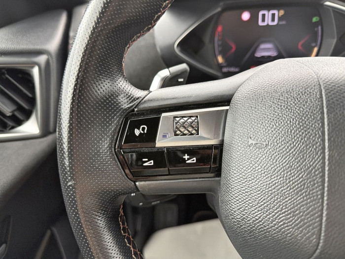 DS DS 3 CROSSBACK BUSINESS BlueHDi 130 S&S EAT8 Business