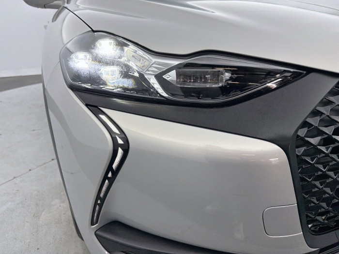 DS DS 3 CROSSBACK BUSINESS BlueHDi 130 S&S EAT8 Business