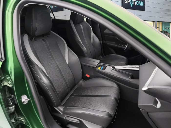 Peugeot 308 SW PHEV 180 e-EAT8 GT