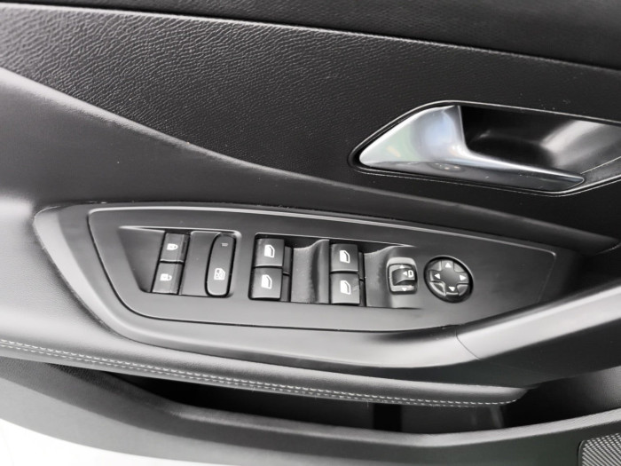 Peugeot 308 SW PHEV 180 e-EAT8 GT