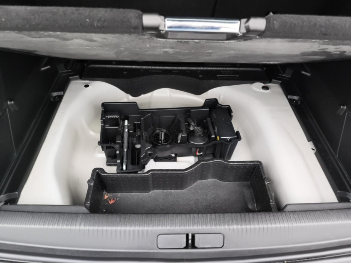 Peugeot 2008 PureTech 130 S&S BVM6 GT