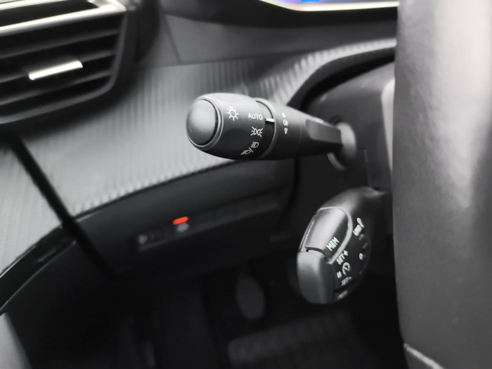 Peugeot 2008 PureTech 130 S&S BVM6 GT