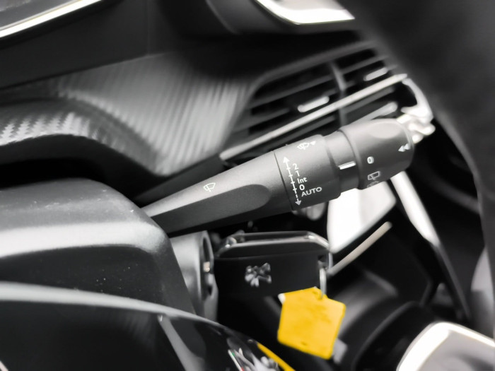 Peugeot 2008 PureTech 130 S&S BVM6 GT