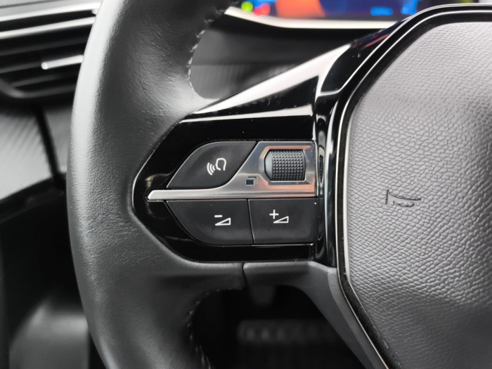 Peugeot 2008 PureTech 130 S&S BVM6 GT