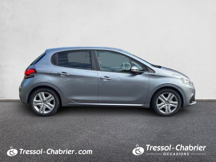 Peugeot 208 PureTech 82ch S&S BVM5 Signature