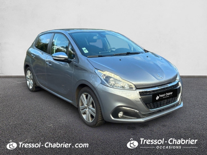 Peugeot 208 PureTech 82ch S&S BVM5 Signature