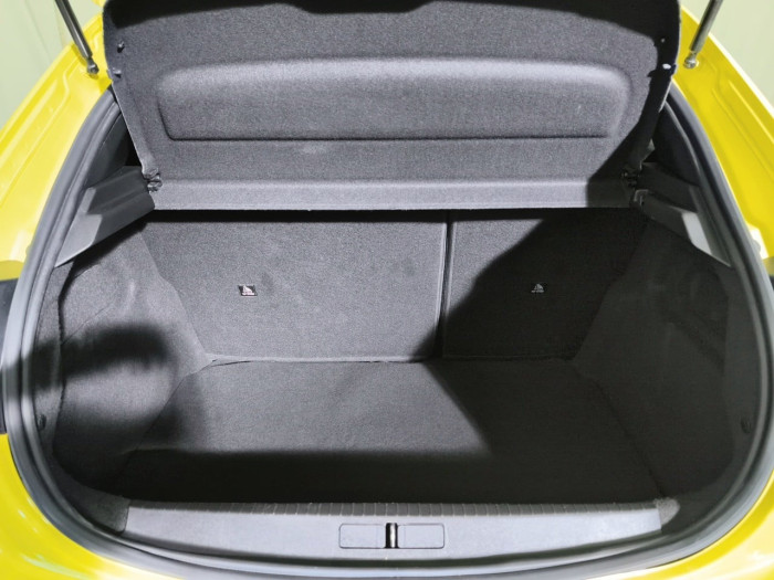 Peugeot 208 PureTech 100 S&S BVM6 Allure