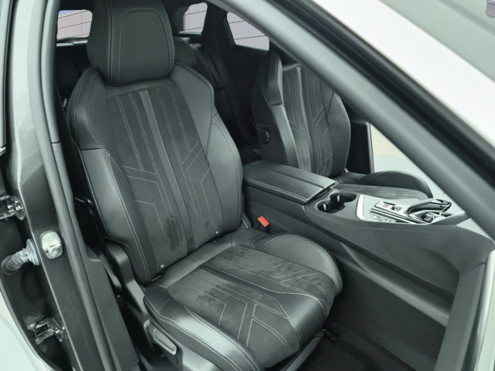 Peugeot 3008 Hybrid 225 e-EAT8 GT Pack