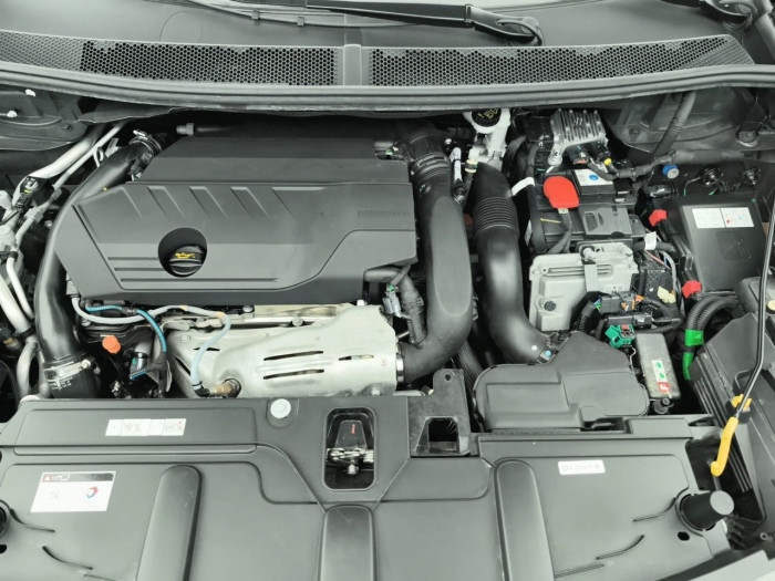 Peugeot 3008 Hybrid 225 e-EAT8 GT Pack