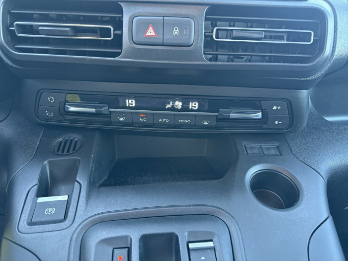 Opel COMBO LIFE ELECTRIQUE e-Life L1 136 ch & Batterie 50 kw/h Edition