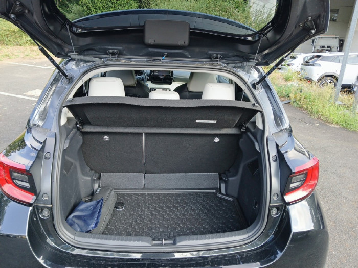 Toyota YARIS HYBRIDE MY20 116h Iconic