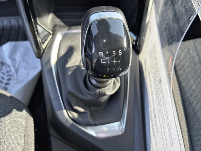 Peugeot 2008 100 S&S BVM6 Style