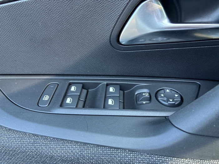 Peugeot 2008 100 S&S BVM6 Style