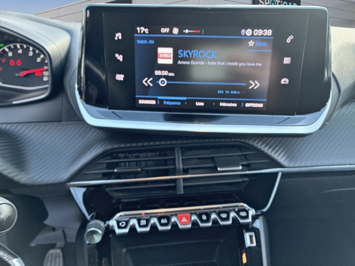 Peugeot 208 PureTech 100 S&S BVM6 Style