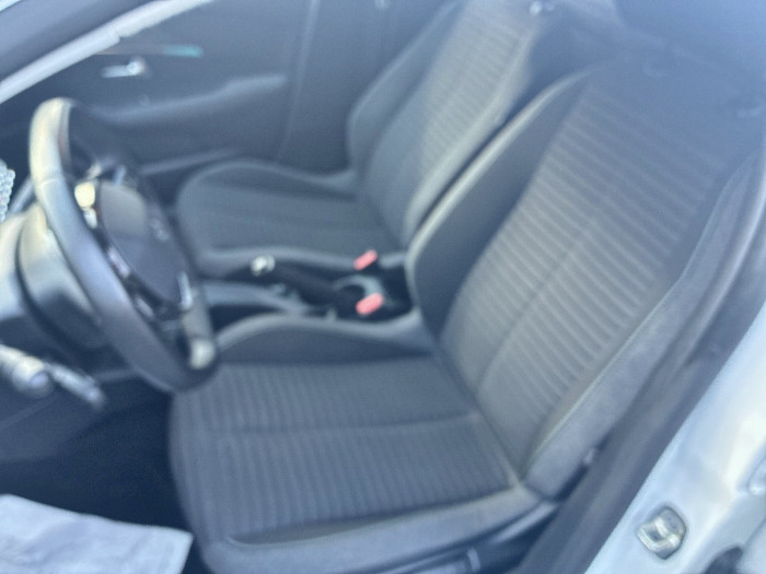Peugeot 208 PureTech 100 S&S BVM6 Style