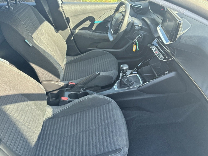 Peugeot 208 PureTech 100 S&S BVM6 Style