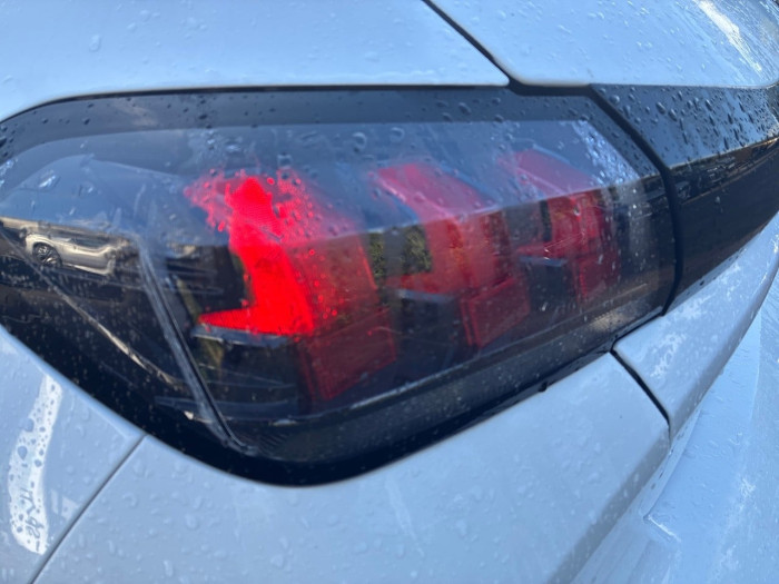 Peugeot 208 PureTech 100 S&S BVM6 Style