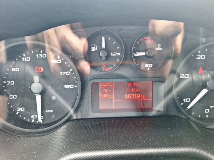 IVECO Daily CCb 35C16H empattement 3750 3.0