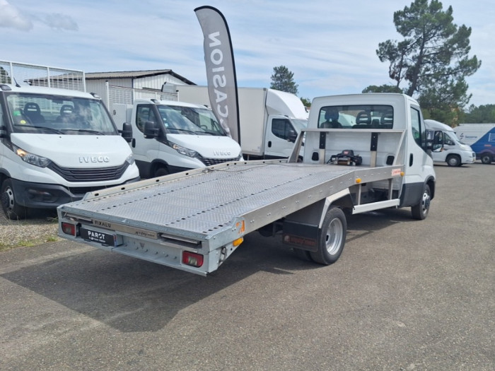 IVECO Daily CCb 35C16H empattement 3750 3.0