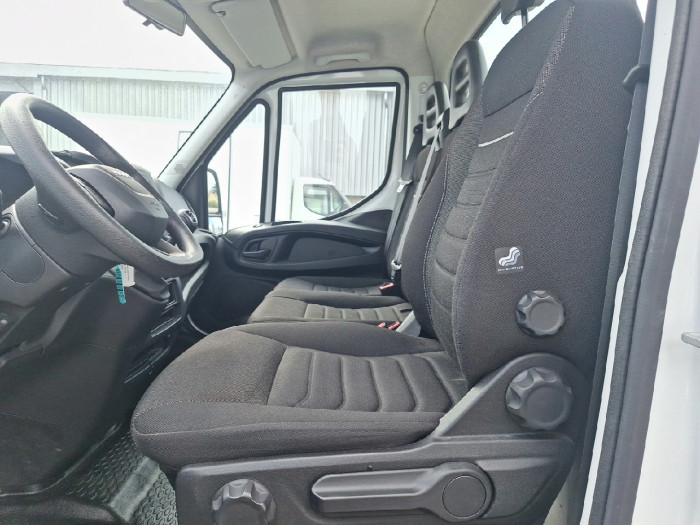 IVECO Daily CCb 35C16H empattement 3750 3.0