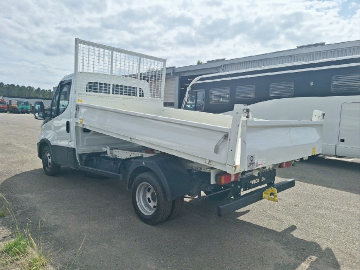 IVECO Daily CCb 35C16H empattement 3450 3.0