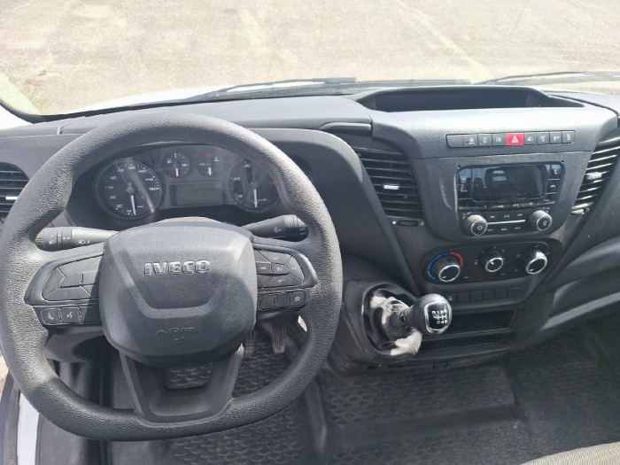 IVECO Daily CCb 35C16H empattement 3450 3.0