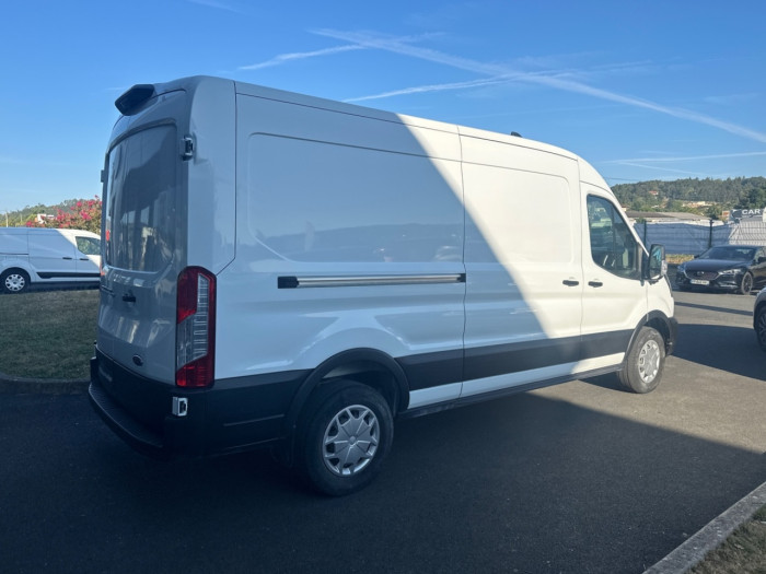 Ford Transit 2T Fg E350 L3H2 135 kW Batterie 75/68 kWh Trend