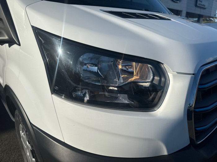 Ford Transit 2T Fg E350 L3H2 135 kW Batterie 75/68 kWh Trend