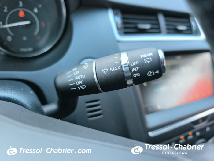 Jaguar E-PACE 2.0 D - 150 ch 2WD BVM R-Dynamic
